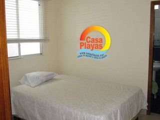 Foto 8 de Alquiler Villa en Ciudadela Cerrada con salida al mar y piscina, Playas Villamil