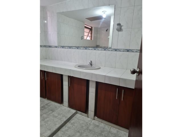 se vende casa externa en la flora MB CW 6080531
