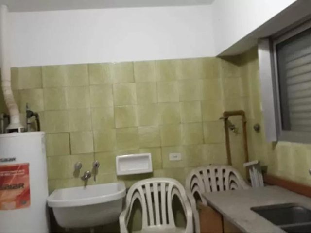 Casa en venta - 3 Dormitorios 1 Baño 1 Cochera - 200Mts2 - Quilmes