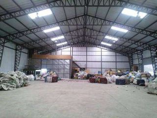 Foto 4 de ARRIENDO BODEGA INDUSTRIAL CON LUZ TRIFASICA Y TRANSFORMADOR, ALTO IMPACTO