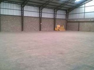 Foto 2 de ARRIENDO BODEGA INDUSTRIAL CON LUZ TRIFASICA Y TRANSFORMADOR, ALTO IMPACTO