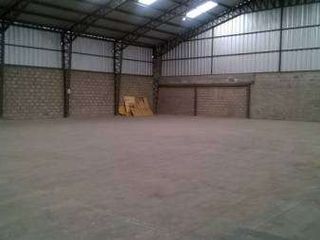 Foto 1 de ARRIENDO BODEGA INDUSTRIAL CON LUZ TRIFASICA Y TRANSFORMADOR, ALTO IMPACTO
