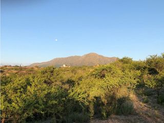 Capilla del Monte, 6 hectareas, 200mts de costa al rió Dolores