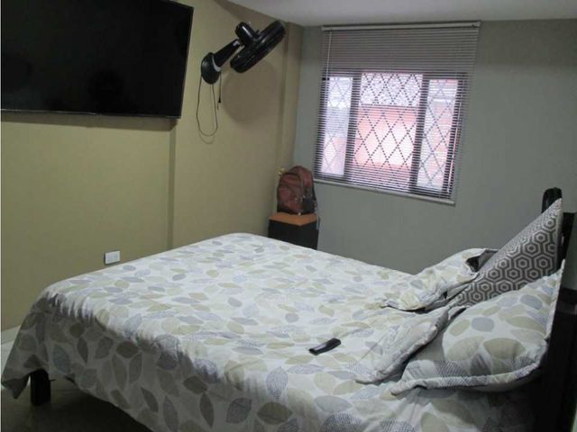 VENDO CASA EN CIUDAD CORDOBA PROPIEDAD HORIZONTAL T.P