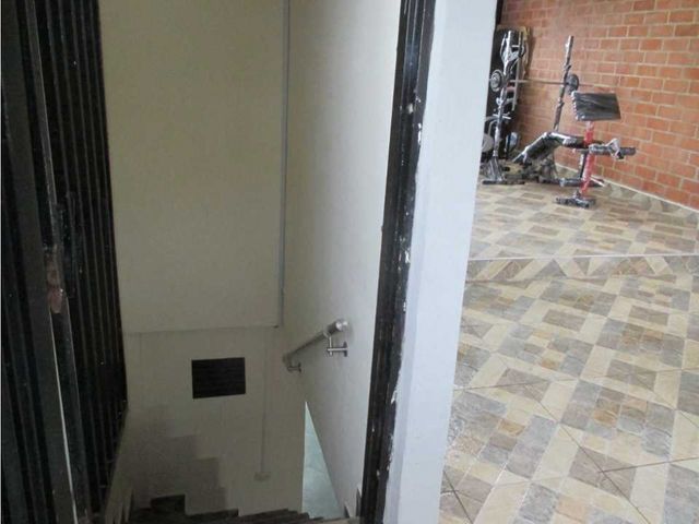 VENDO CASA EN CIUDAD CORDOBA PROPIEDAD HORIZONTAL T.P