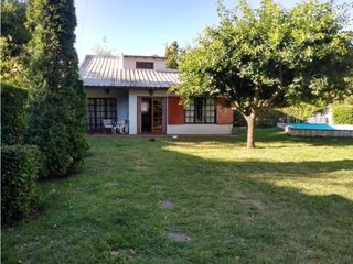 Foto 1 de Casa 4ambientes/ Parque/ Pileta/ Galpón/ El Sosiego