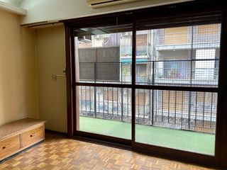 Venta Departamento 4 ambientes con balcon y cochera en Belgrano