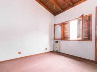 Departamento Tipo Casa en venta en Wilde Centro