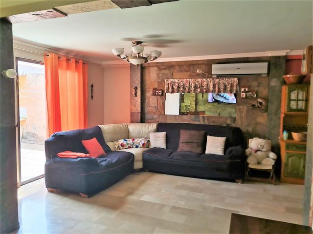 Casa de alquiler amoblada en la Urb. Ciudad Celeste, Samborondón