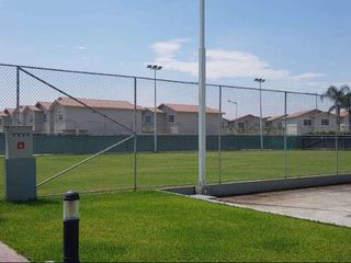 Foto 23 de Venta de casa esquinera lista a estrenar en urb, casalaguna a pocos min. de Riocentro el Dorado - acepto Biess.