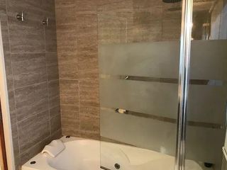 Casa venta 2 dormitorios 1 baño 1 patio y pileta  - Ringuelet