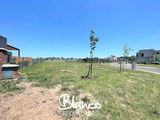 Terreno en Venta en Santa Lucia, Pilar del Este, Pilar, G.B.A. Zona Norte, Argentina