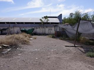 Foto 7 de FERNANDEZ POEPPEL Alquila Playa Estacionamiento 1000 m2 Mendoza