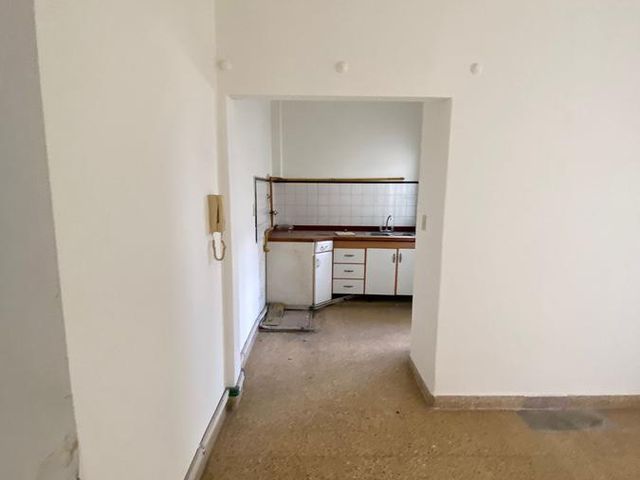 OPORTUNIDAD!  Depto 3 dorm c/Balcón