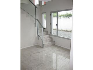 DEPARTAMENTO EN DOLORES