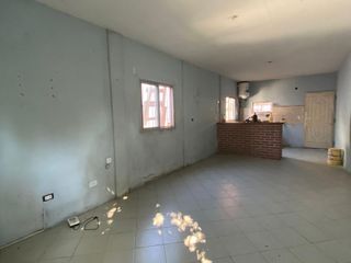 Alquiler casa en PH Benavidez