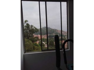Venta de apartamento en la Loma de los Bernal, Medellín