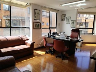 Foto 3 de oficina en venta en centro internacional. Cod V3371