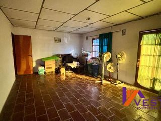 Foto 6 de AV. USANDIVARAS AL 1000-CASA-VENTA-MACROCENTRO