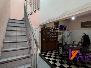 Foto 3 de AV. USANDIVARAS AL 1000-CASA-VENTA-MACROCENTRO