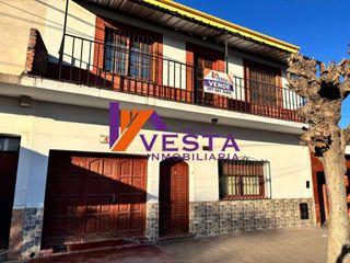 Foto 1 de AV. USANDIVARAS AL 1000-CASA-VENTA-MACROCENTRO