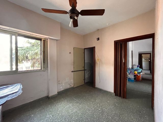 VENTA EN BLOQUE LOCALES, DEPTO Y JARDIN , SOLANO