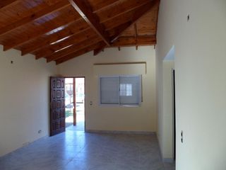 Casa en venta - 2 Dormitorios 1 Baño 2 Cocheras - 110 Mts2  - Mar Del Tuyu