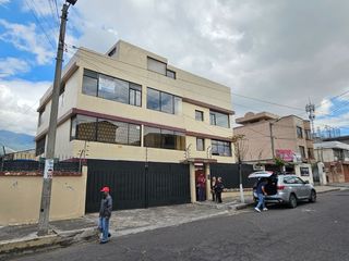 Departamento en Venta en La Kennedy 3 Dormitorios