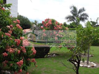 Foto 3 de VENDEMOS HERMOSA CASA CAMPESTRE CON PISCINA PRIVADA EN PRESTIGIOSO CONDOMINIO.