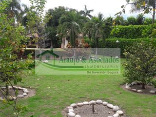 Foto 4 de VENDEMOS HERMOSA CASA CAMPESTRE CON PISCINA PRIVADA EN PRESTIGIOSO CONDOMINIO.