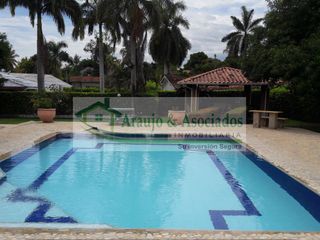 Foto 7 de VENDEMOS HERMOSA CASA CAMPESTRE CON PISCINA PRIVADA EN PRESTIGIOSO CONDOMINIO.
