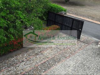 Foto 33 de VENDEMOS HERMOSA CASA CAMPESTRE CON PISCINA PRIVADA EN PRESTIGIOSO CONDOMINIO.
