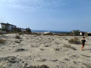 Foto 2 de VENDO TERRENO DE 1,100 M2 EN CONDOMINIO LAS LOMAS DE VICHAYITO