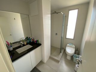 Foto 12 de departamento de alquiler en manta zona sur