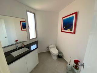 Foto 10 de departamento de alquiler en manta zona sur