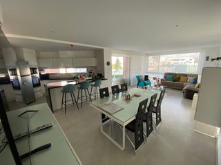 Foto 3 de departamento de alquiler en manta zona sur
