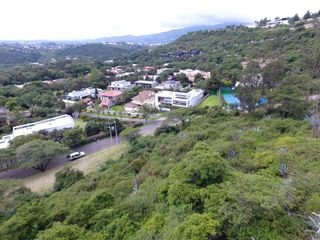 Departamento en venta por estrenar con terraza y jardin en Cumbaya