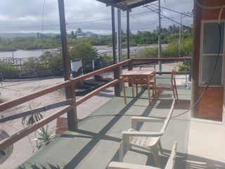 Propiedad comercial de suites y restaurant en la isla Isabela Galápagos