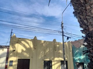 VENDO Terreno 287m2 ubicado en la cuadra 10 de la Av. Bolognesi - Tacna