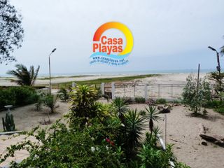 Casa frente al Mar de Venta en Playas Villamil, via a Data km 8.5