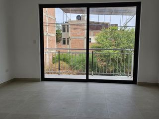 Foto 1 de VENDO DEPARTAMENTO AMERICANO DE ESTRENO EN LA URB.MIRAFLORES COUNTRY CLUB