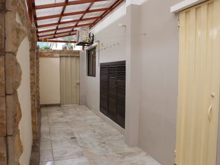 Foto 32 de Vendo amplia y hermosa propiedad esquinera Urbanizacion Terranostra Gerona km 13.5 de via a la costa