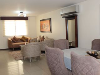 Foto 5 de Vendo amplia y hermosa propiedad esquinera Urbanizacion Terranostra Gerona km 13.5 de via a la costa