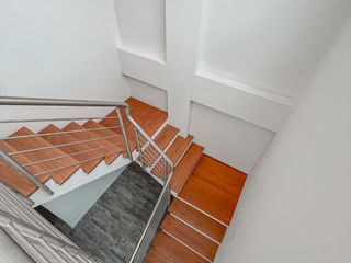 se vende duplex en san borja