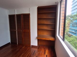 Apartamento En Avenida el Poblado, Milla de Oro