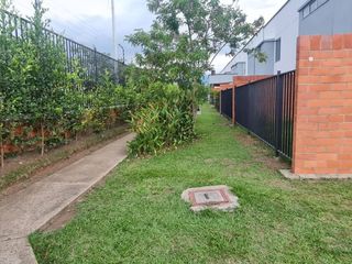 Foto 5 de VENDO CASA JAMUNDI EN CONDOMINIO DE 2 NIVELES PARA ESTRENAR