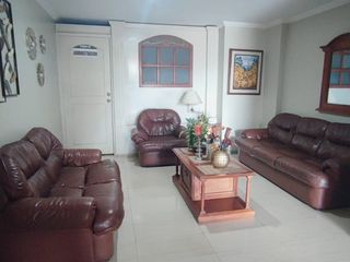 EN VENTA DEPARTAMENTO DE 2  HABITACIONES.  AV. ORDOÑEZ LASSO