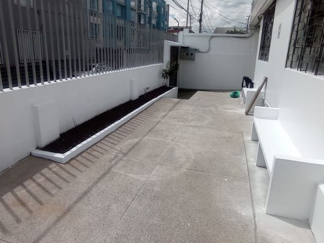 CASA COMERCIAL EN ALQUILER  - LAS CASAS
