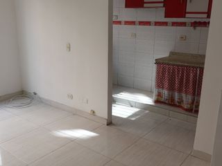 Vendo apartamento único en el Tintal con Piscina, primer piso con 3 habitaciones cera de la Av gauyacanes
