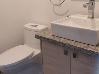 HERMOSO y MODERNO DEPARTAMENTO EN  BOSMEDIANO Y GONZÁLEZ SUÁREZ, QUITO, ECUADOR